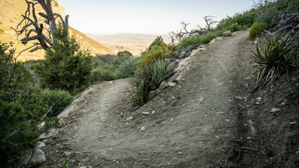 what is a switchback in hiking